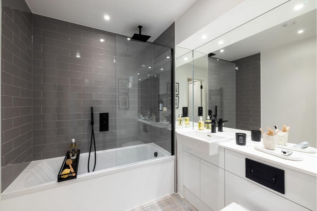 Additional image 8 of London Square Croydon, Croydon, CR0