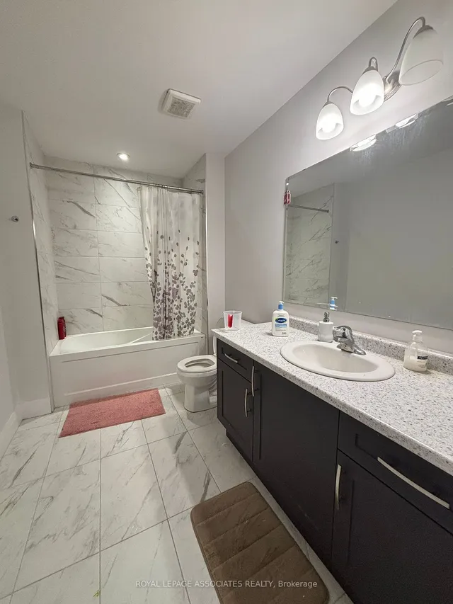 Additional image 7 of 629 Doonwoods Cres