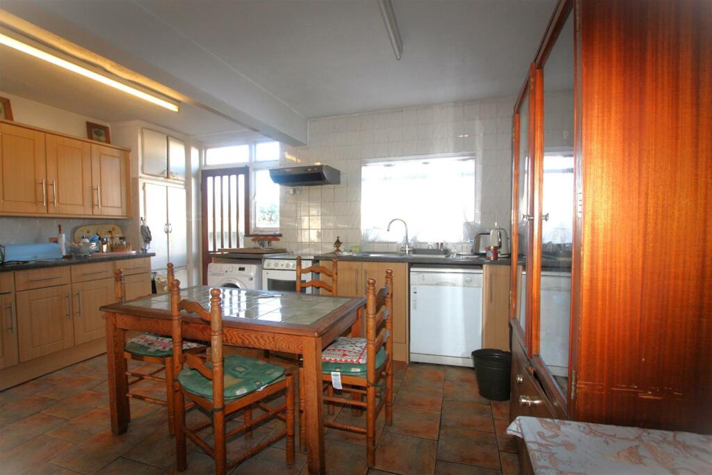 Additional image 11 of Manor Way, Mitcham