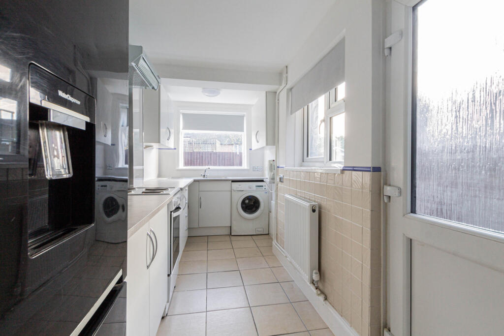 Additional image 16 of Morten Road, Colchester, CO1