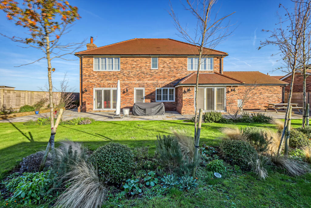 Additional image 27 of Little Ridings Lane, Ingatestone, CM4