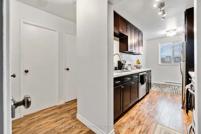 Additional image 8 of 100 Breckenridge Dr Unit 303