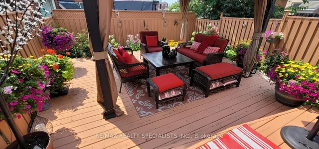 Additional image 37 of 83 Spicebush Terr