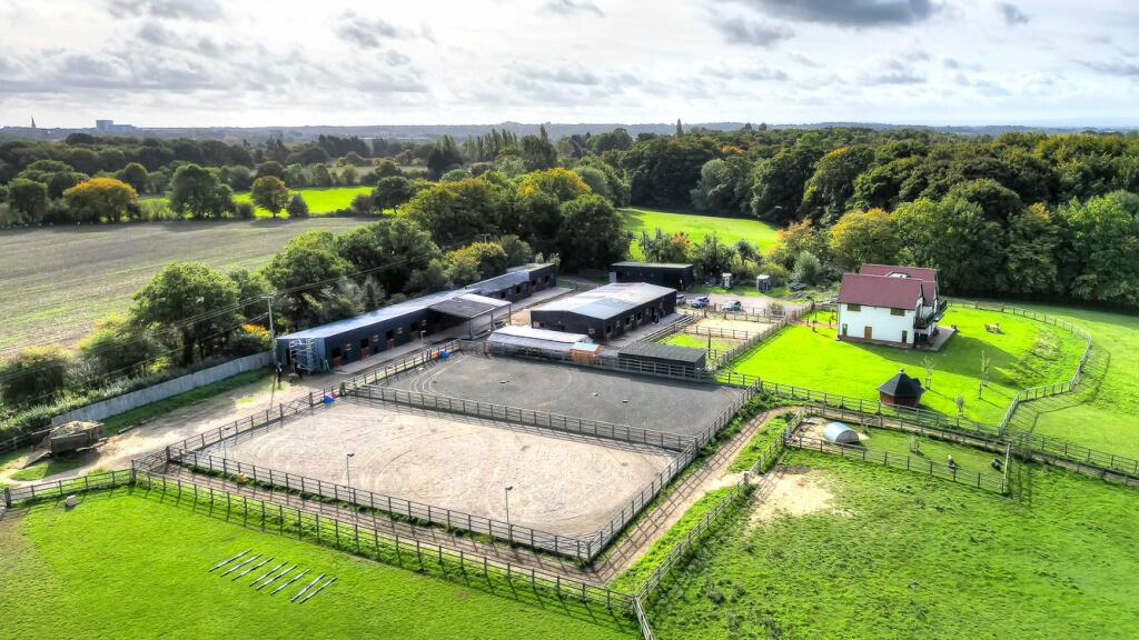 Sandpit Lane, Brentwood, CM14