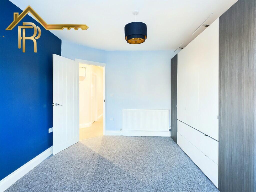 Additional image 4 of Thorndon Avenue, Brentwood, Essex, CM13