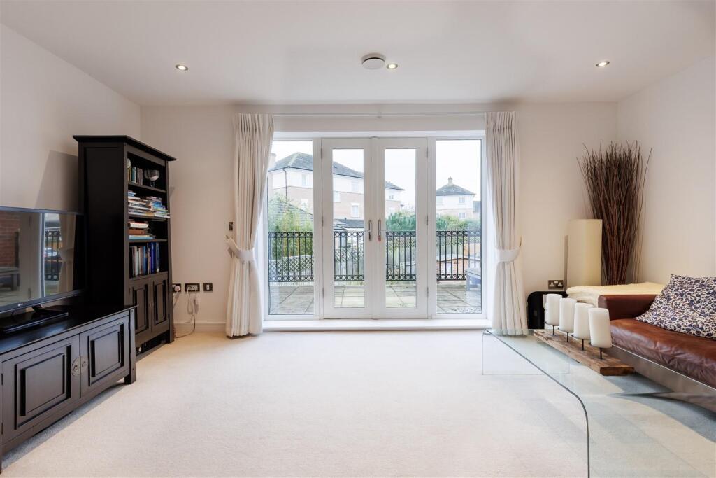 Additional image 7 of Mowbray Close, Epping