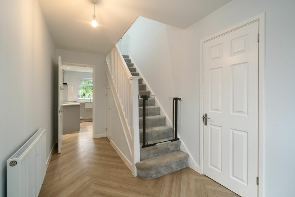 Additional image 5 of Slines Oak Road, Woldingham, CR3
