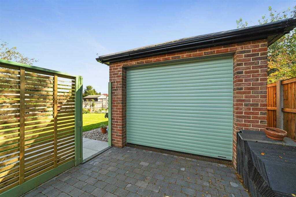 Additional image 16 of Hadleigh Road, East Bergholt