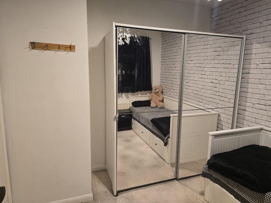 Additional image 7 of Gravel Hill, Croydon, London, CR0