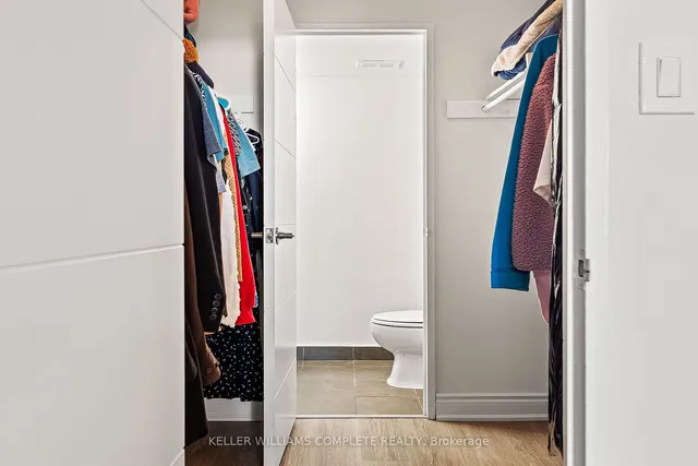 Additional image 16 of 714 The West Mall Unit 1004