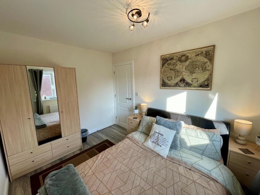 Additional image 26 of Standingwood Road