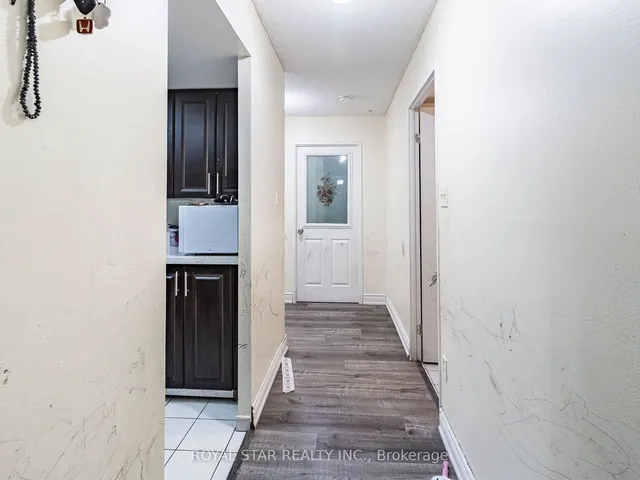 Additional image 20 of 1 Rowntree Rd Unit 209