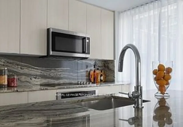 Additional image 9 of 5 Mabelle Ave Unit TH8