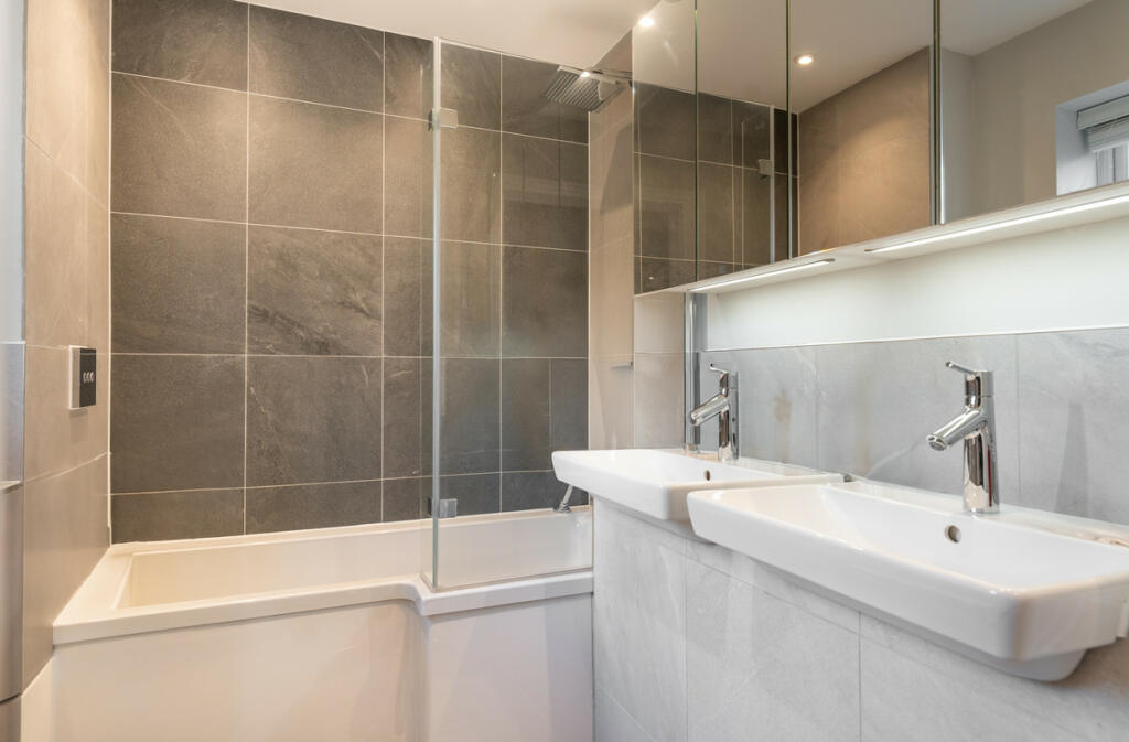 Additional image 9 of Chestnut Mews, Theydon Bois, CM16