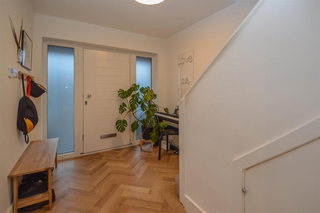 Additional image 12 of St. Nicholas Grove, Ingrave, Brentwood