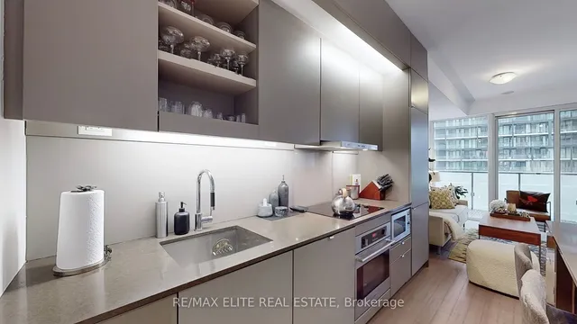 Additional image 14 of 101 Peter St Unit 2701