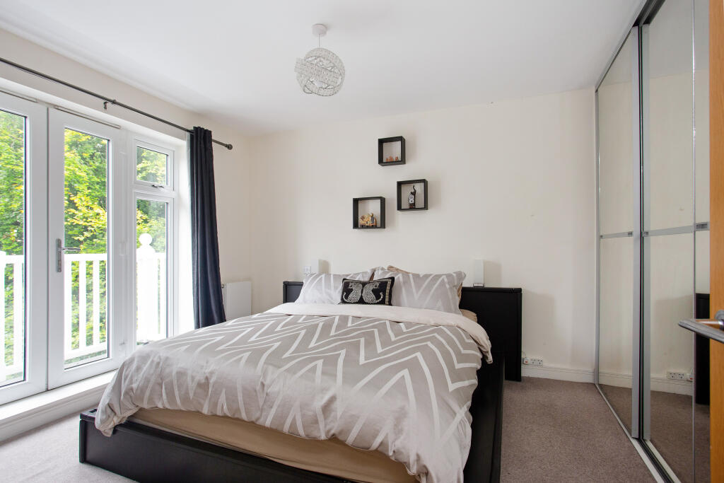 Additional image 5 of Oakgrove, Caterham, CR3