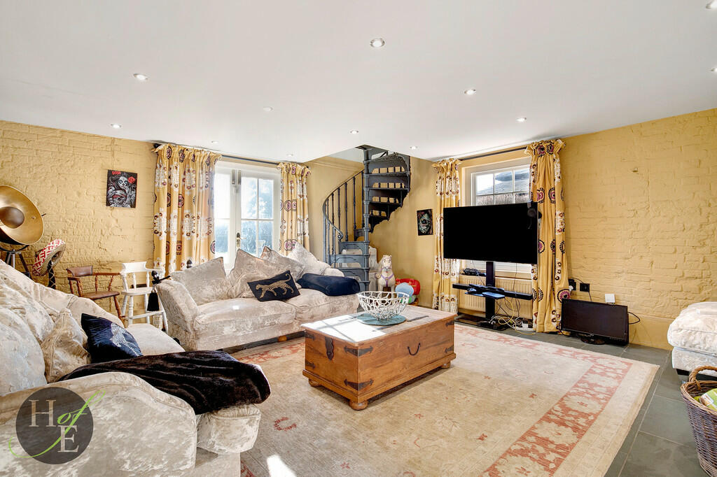 Additional image 18 of Frinton Road, Thorpe-le-soken, Clacton-on-Sea, CO16 0HP