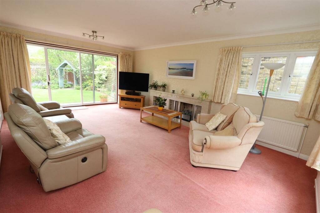 Additional image 5 of Roundwood Grove, Hutton Mount, Brentwood