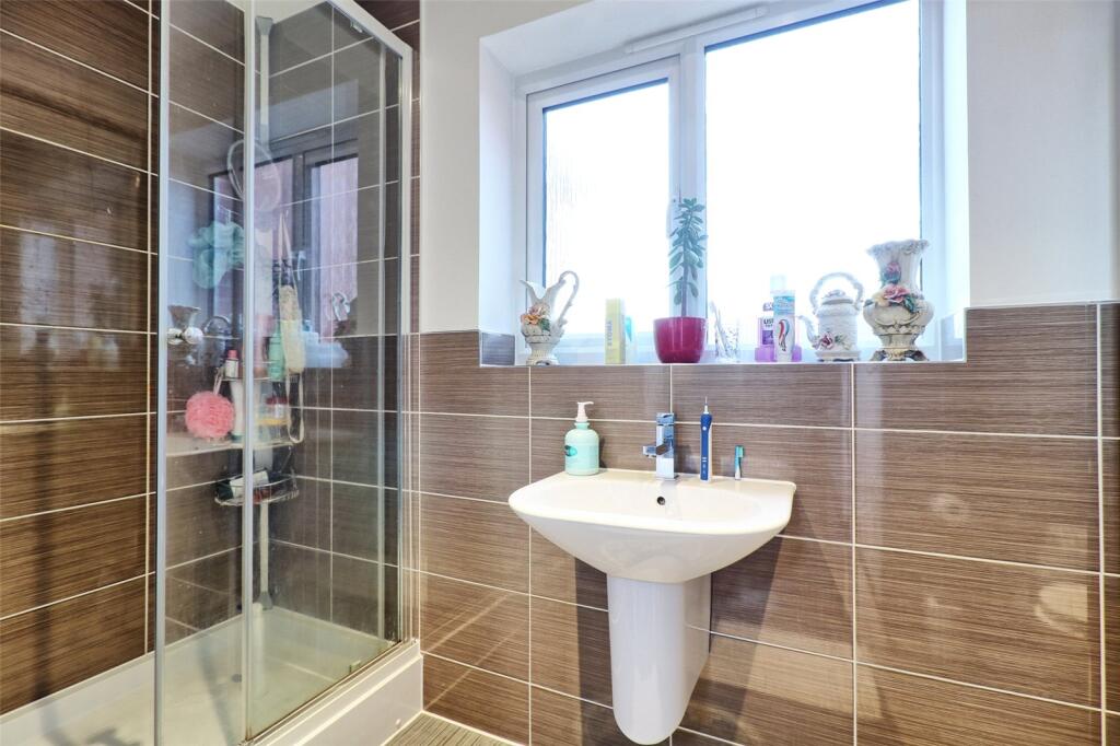 Additional image 8 of Fairway Drive, Chelmsford, Essex, CM3