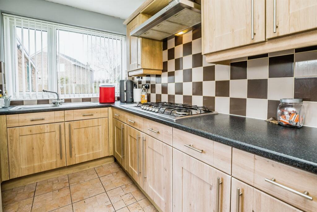 Additional image 5 of Maple Grove, Whitby, ELLESMERE PORT