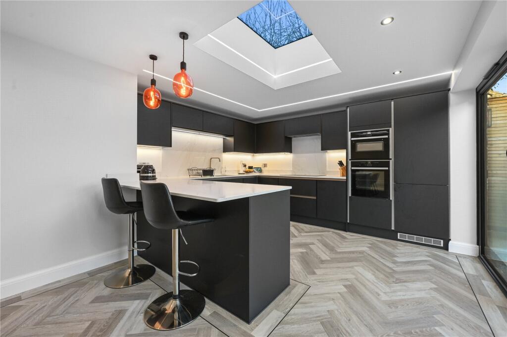 Additional image 13 of Van Diemans Lane, Chelmsford, Essex, CM2