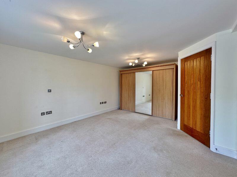 Additional image 18 of Chesnut Farm, Hooton Road, Hooton, Cheshire