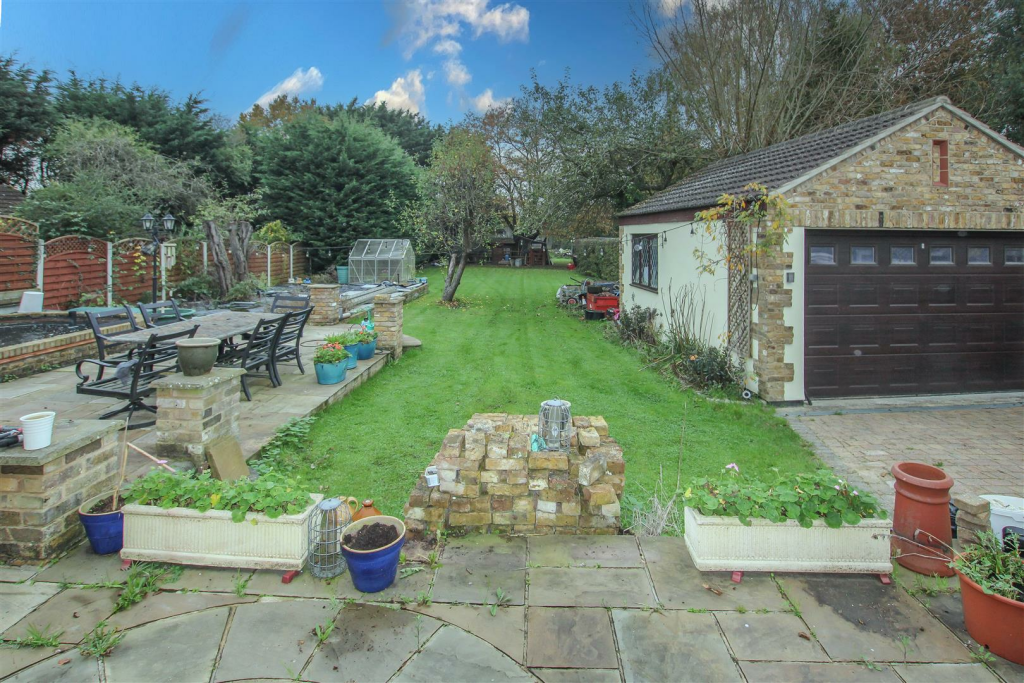 Additional image 30 of Nags Head Lane, Brentwood