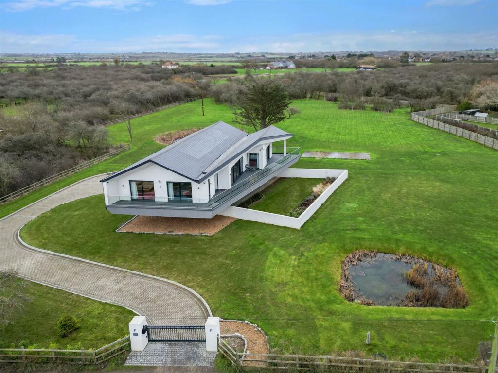 Additional image 34 of Sea View Parade, Mayland, Chelmsford