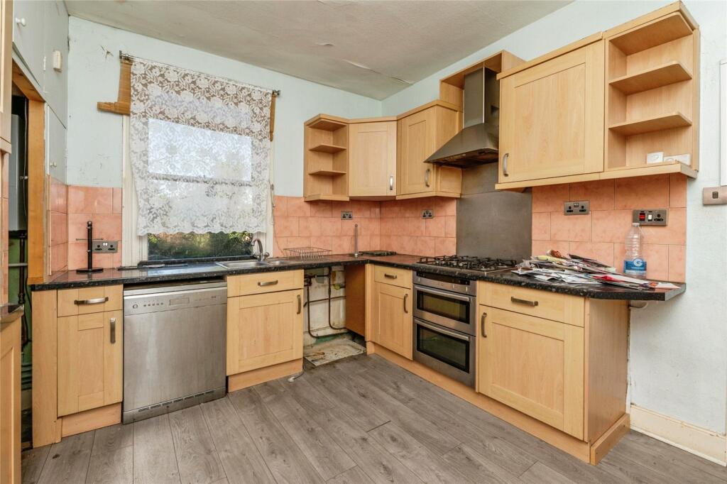 Additional image 3 of High Street, Brentwood, Essex, CM14