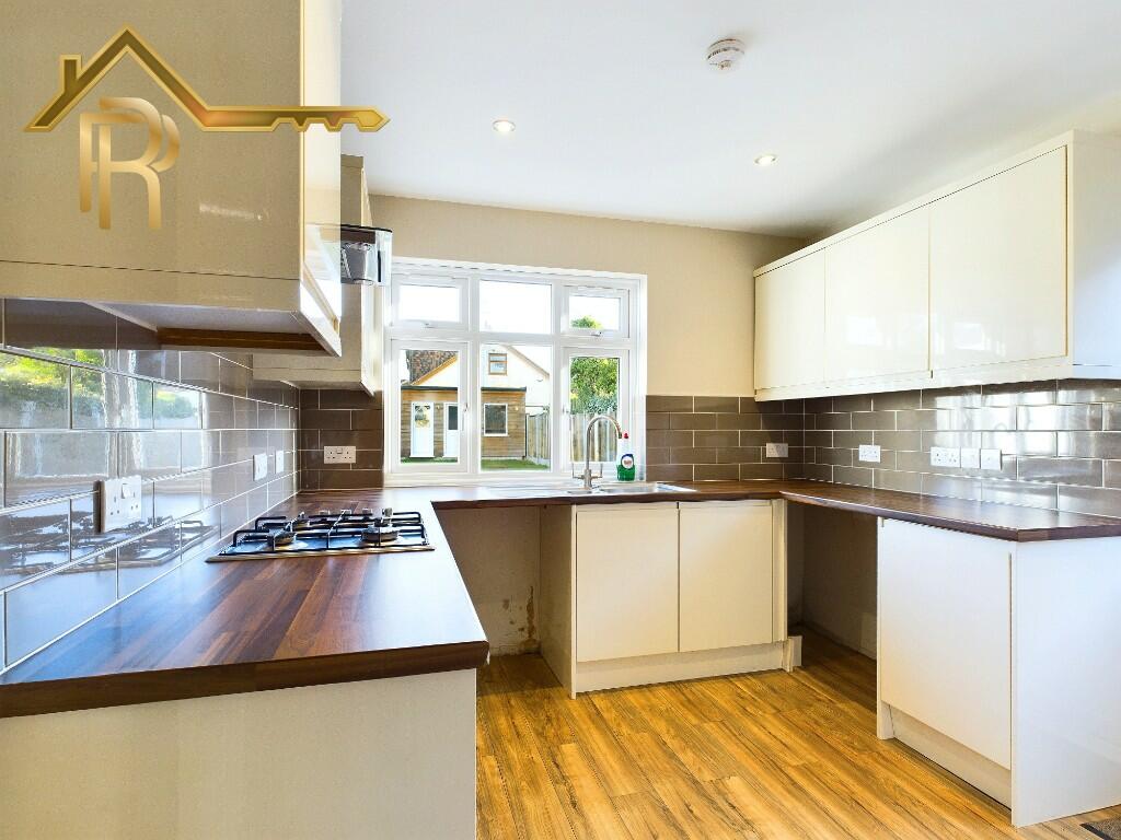 Additional image 9 of Thorndon Avenue, Brentwood, Essex, CM13