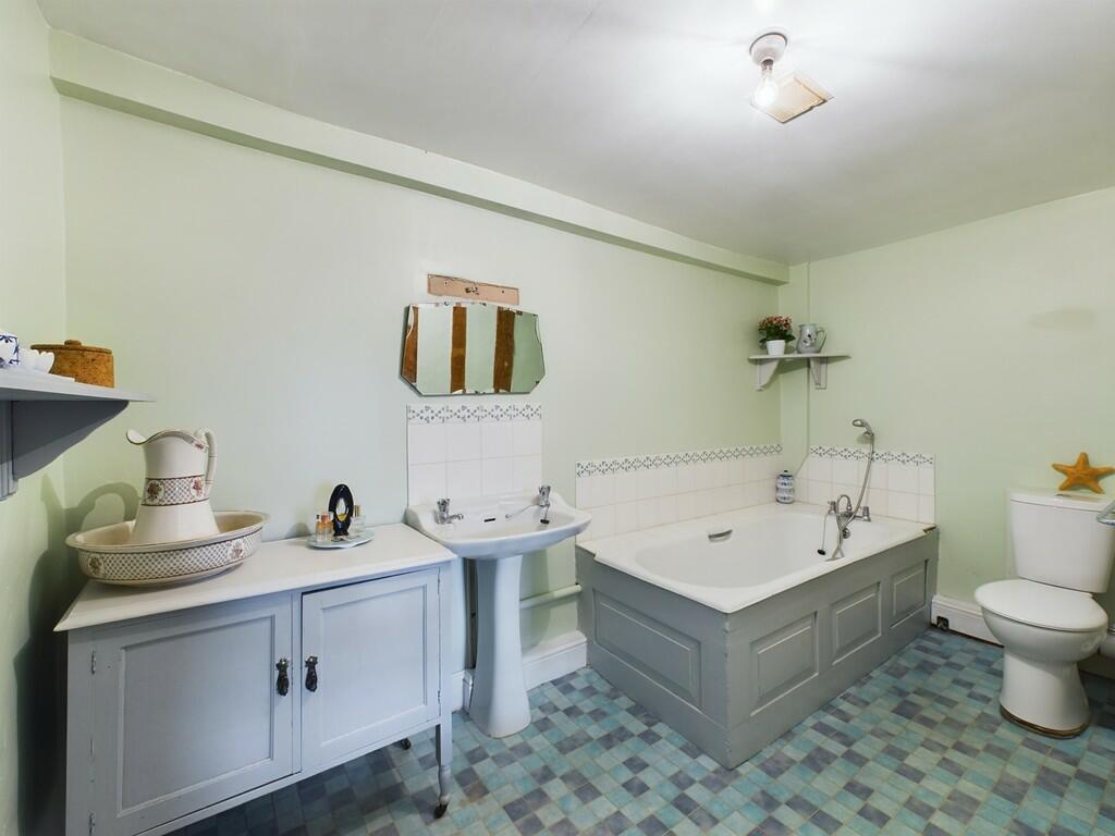 Additional image 21 of Wyvern House