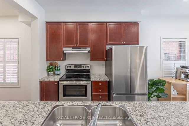 Additional image 9 of 295 Brussels Ave