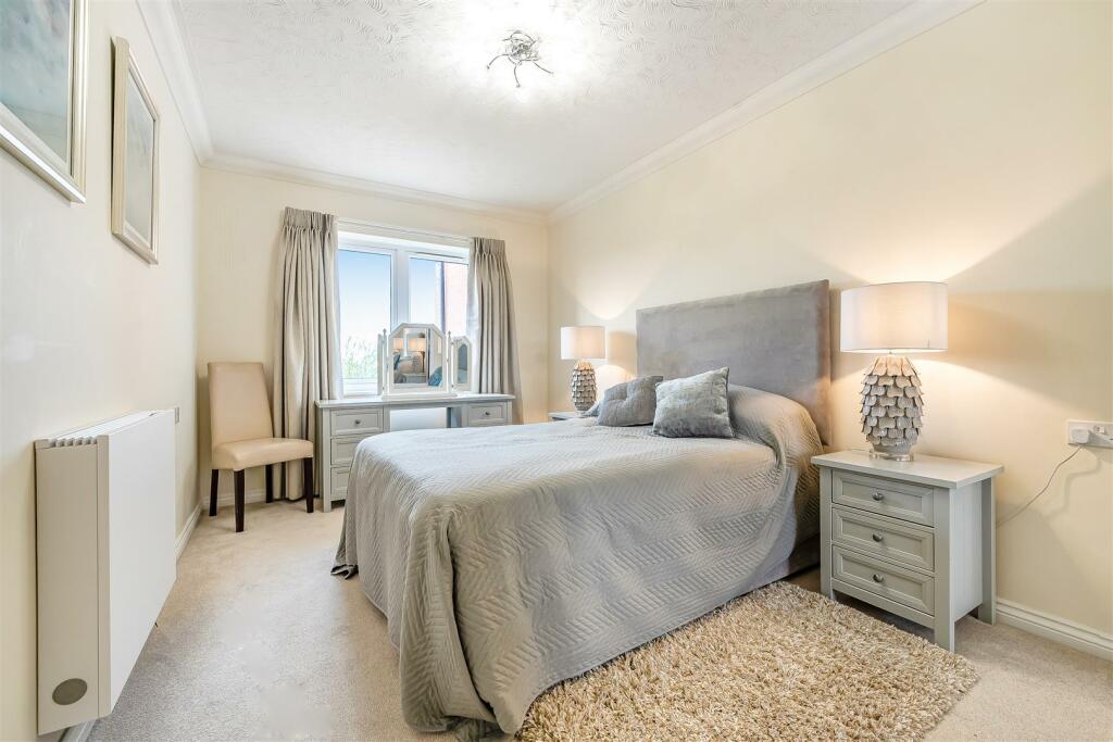 Additional image 6 of Cooper Lodge, Frinton-On-Sea