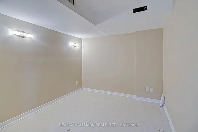 Additional image 18 of 7 Appenine Crt