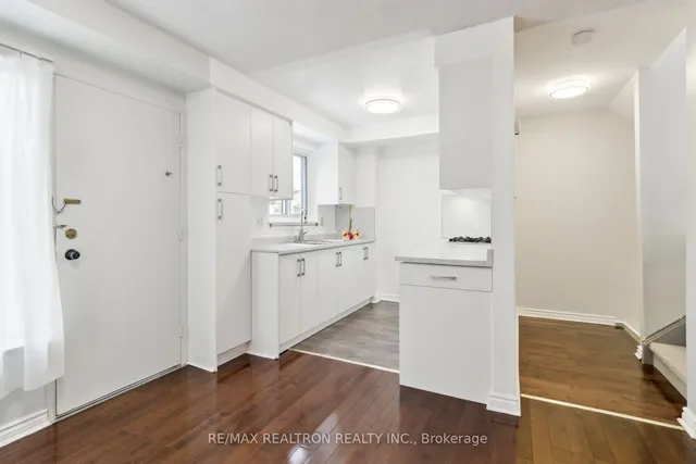 Additional image 16 of 44 Chester Le Blvd Unit 6