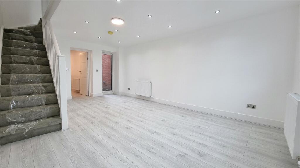 Additional image 4 of The Green, Main Road, Harwich, Essex, CO12