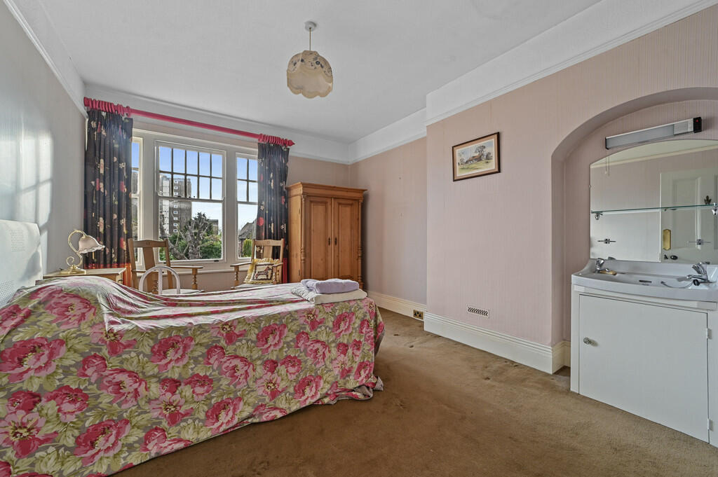 Additional image 14 of Holland Road, Frinton On Sea, Essex