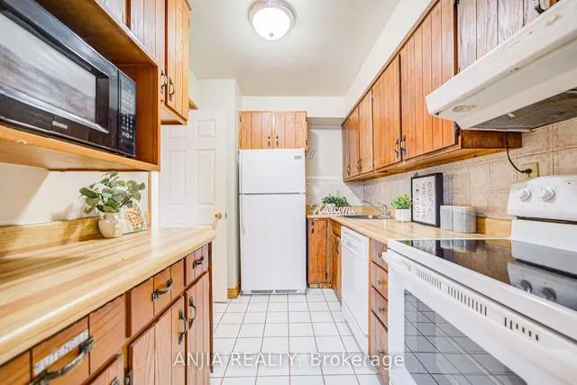 Additional image 16 of 165 Cherokee Blvd Unit 198