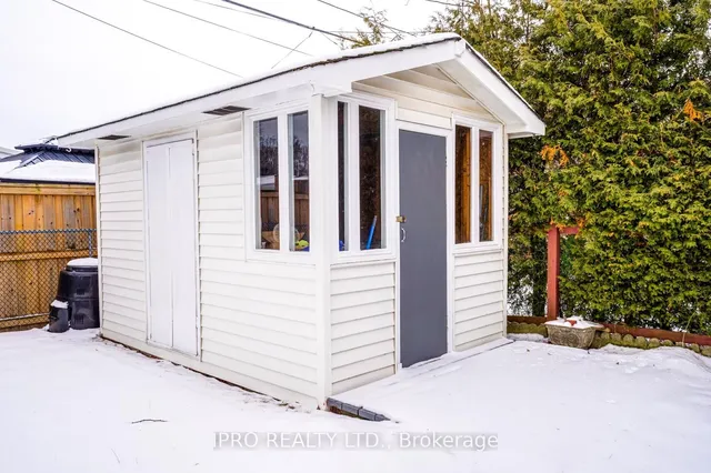 Additional image 36 of 3263 Lawrence Ave