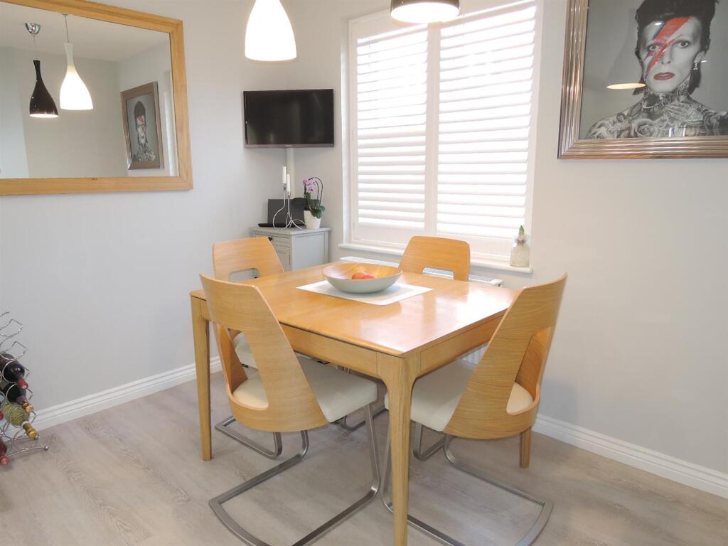 Additional image 4 of Hakewill Way, Colchester