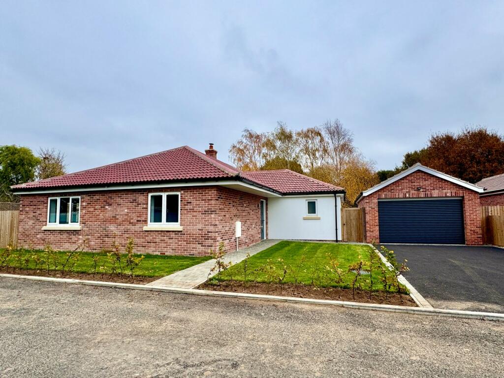 Additional image 34 of Woodland Walk, Thorpe Road, Kirby Cross, Frinton-On-Sea, CO13