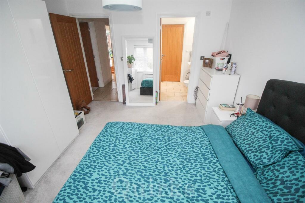 Additional image 7 of Rosslyn Road, Billericay