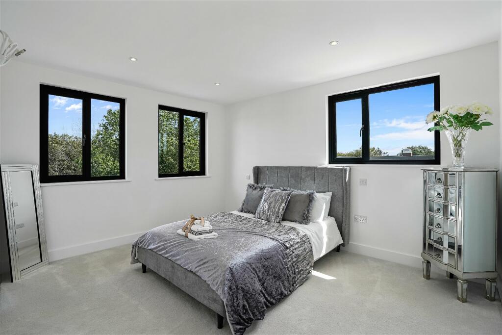 Additional image 10 of Stortford Road, Dunmow