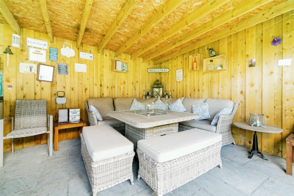 Additional image 20 of Leighton Road, Neston, CH64