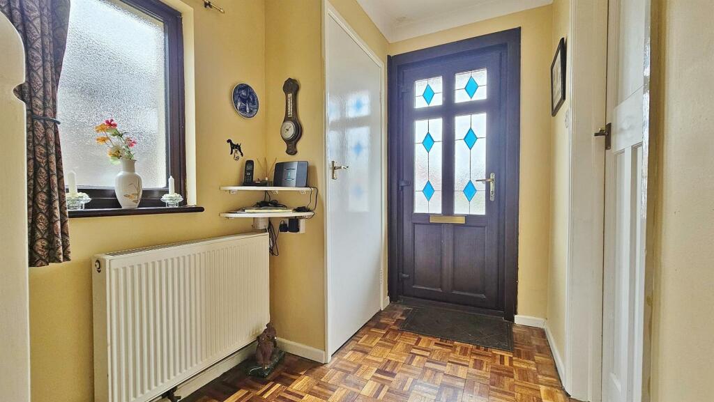 Additional image 13 of Percival Road, Walton On The Naze