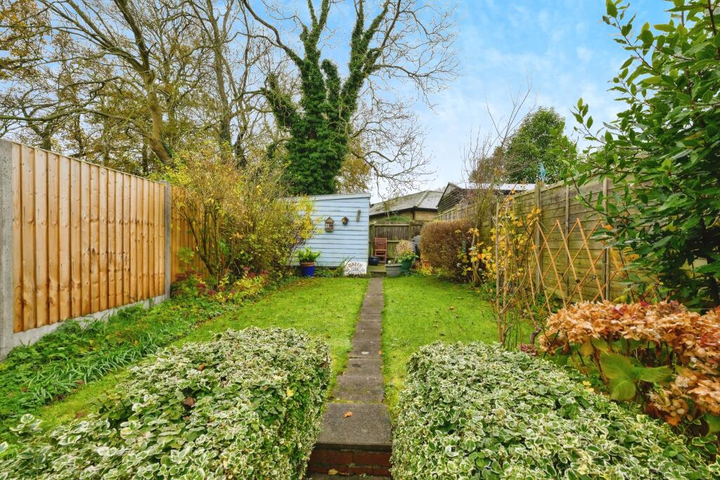 Additional image 14 of Upper Mealines, Harlow, CM18