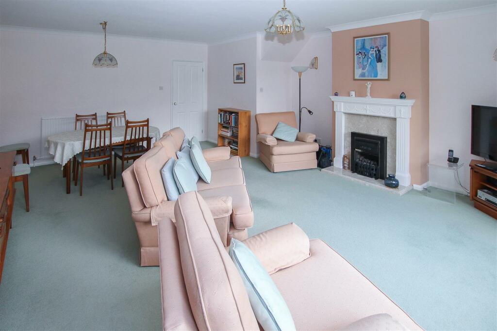 Additional image 29 of Kiln Field, Hook End, Brentwood