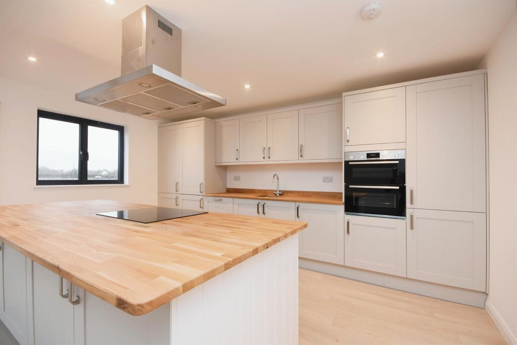 Additional image 5 of Skye Green Road, Feering, Colchester