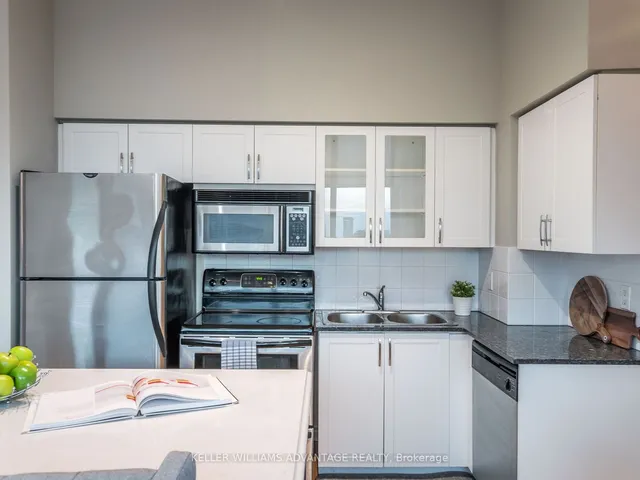 Additional image 8 of 410 Queens Quay Unit UPH3
